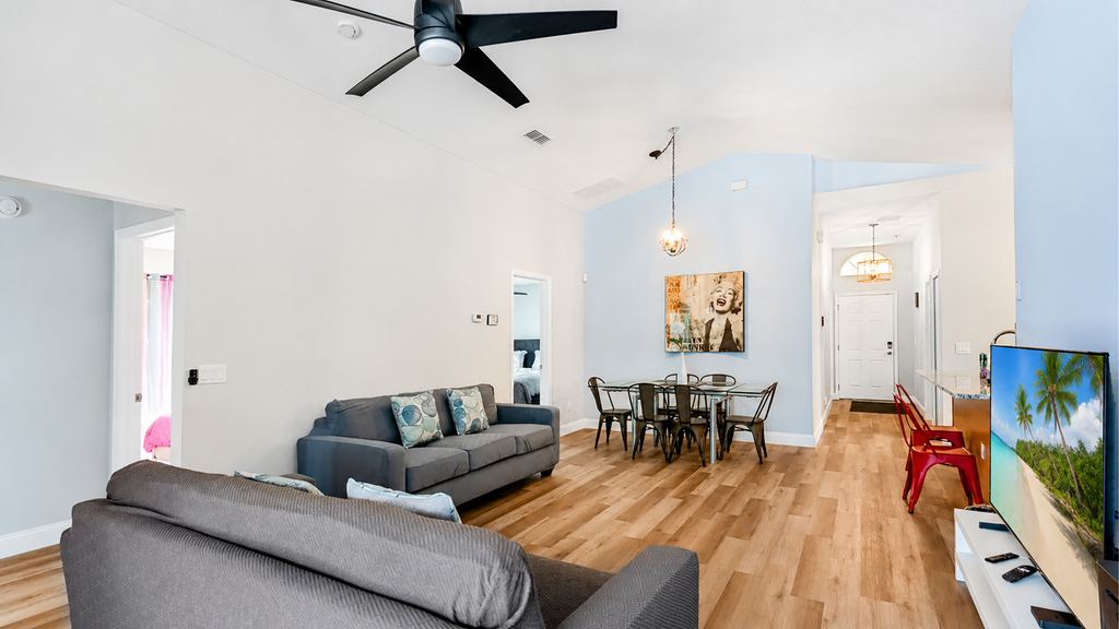 Peaceful 4BR Pool Villa Near Disney