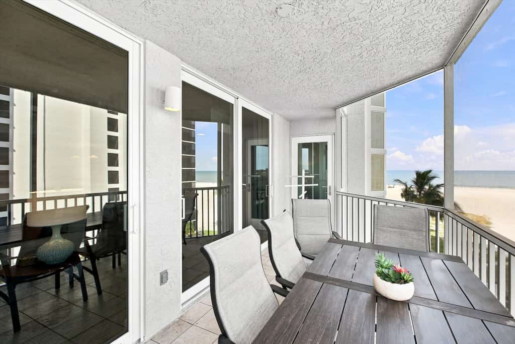 Gullwing  Beach Resort 504