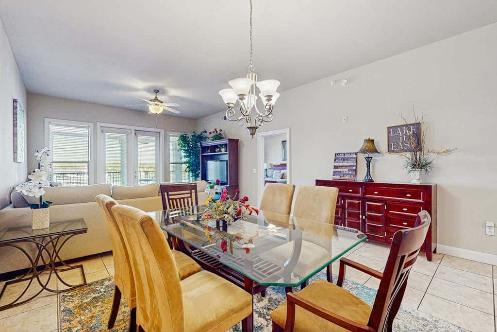 The Waters Condo Building 3 - Horseshoe Bay Hideaway