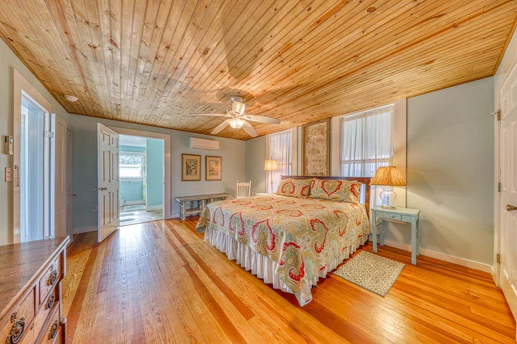 White Dairy Guesthouse