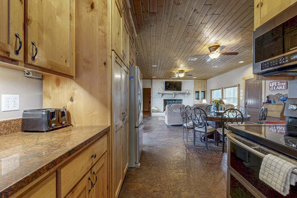 Arva's Retreat