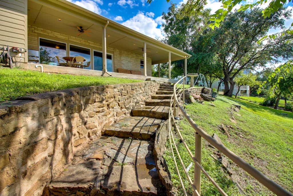 Arva's Retreat