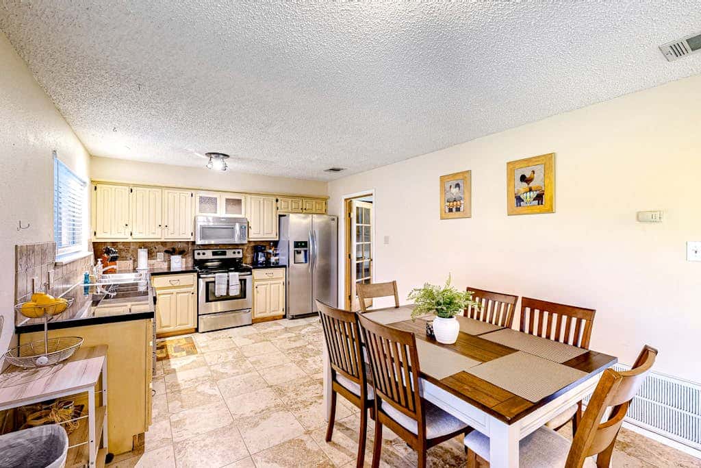 La Vie in Lago Vista