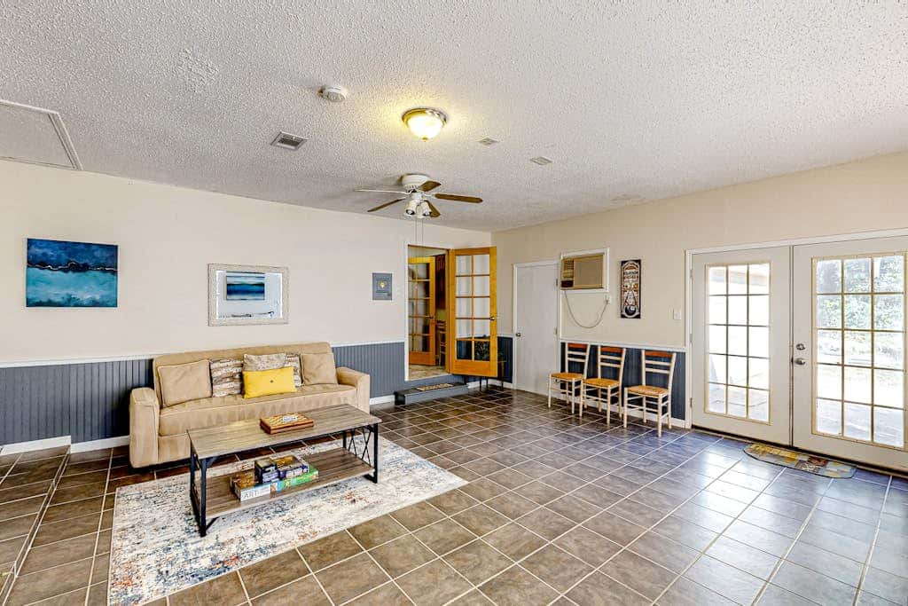 La Vie in Lago Vista