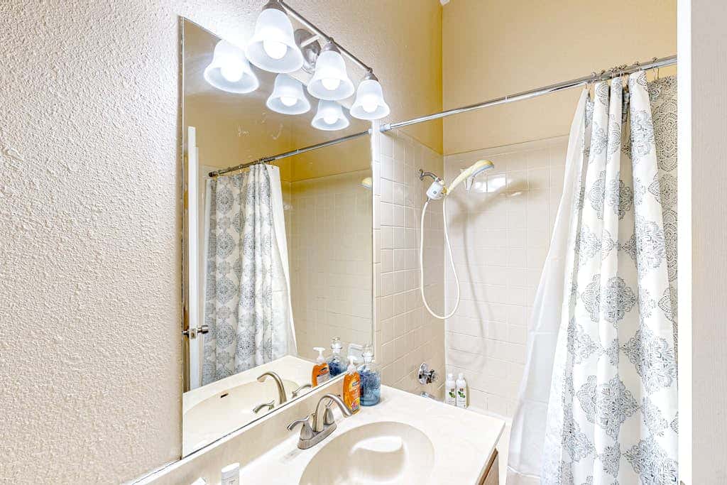 La Vie in Lago Vista