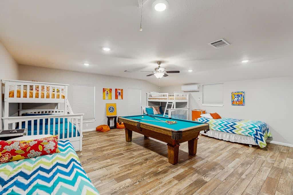 Dog-friendly lakefront home with private sundeck