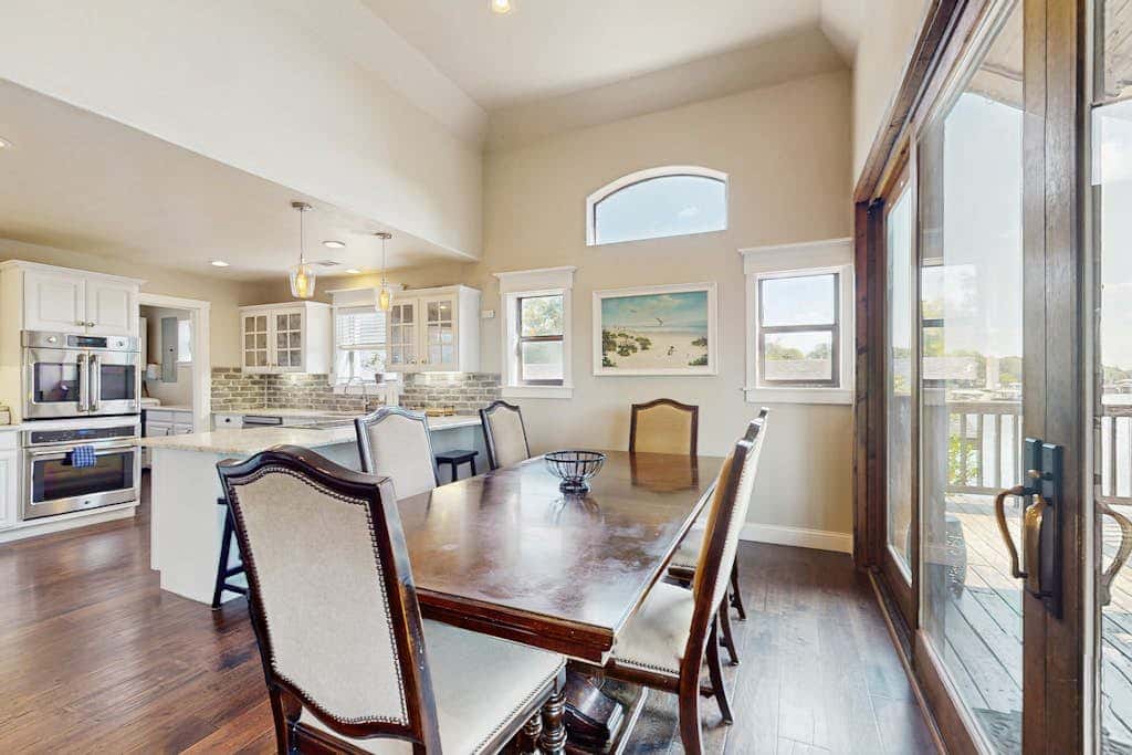Opulent Waterfront 118B