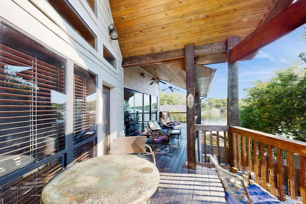 Opulent Waterfront 118B