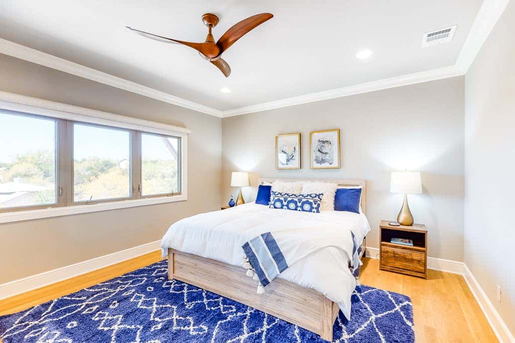 Lago Vista Retreat