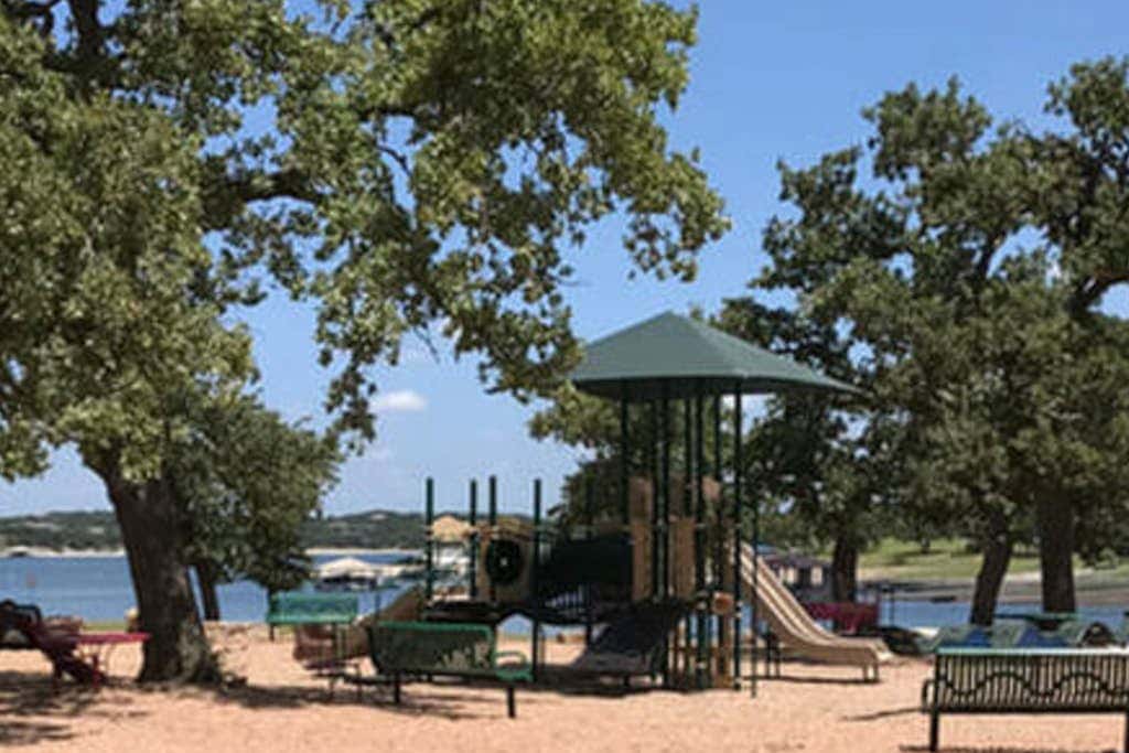 Lago Vista Retreat