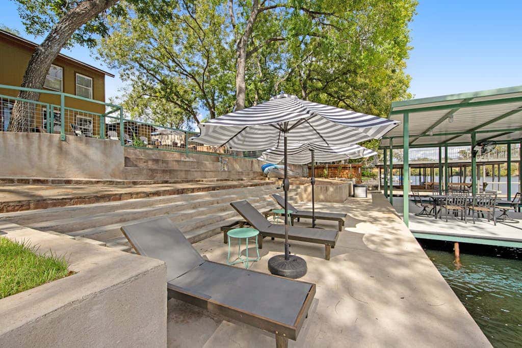 Green River Lodge - Lake LBJ