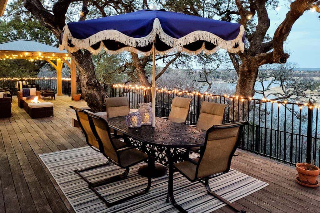 Cliff side Oasis