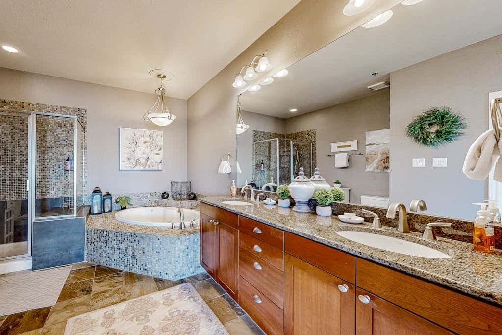 The Island on Lake Travis #1307