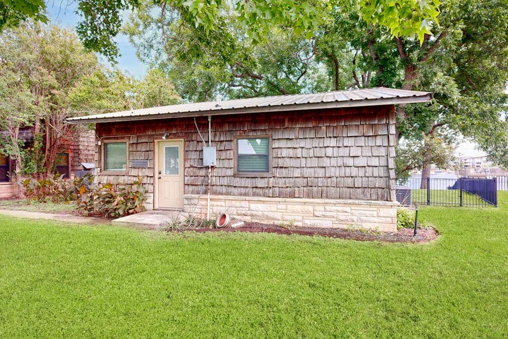 Little House on LBJ