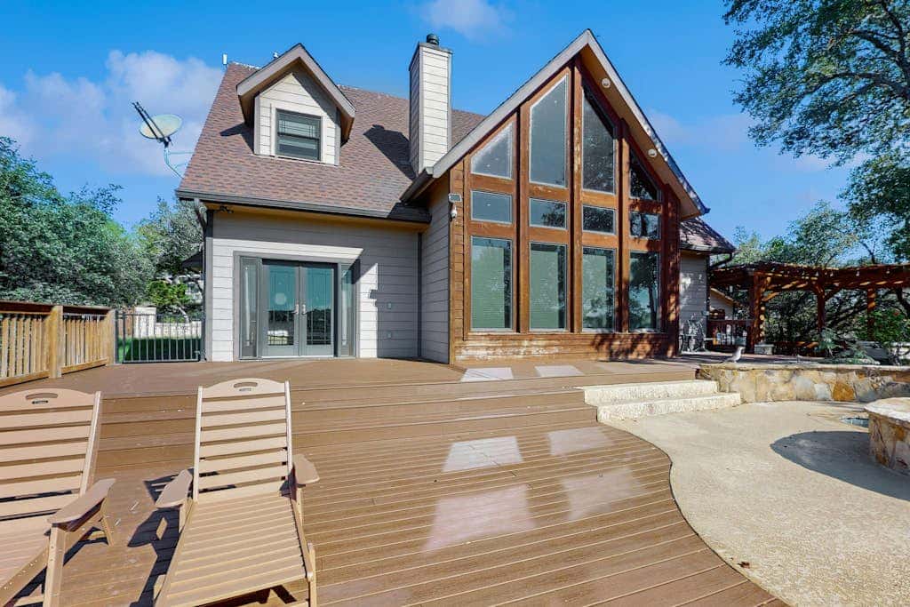 Spicewood Sunset Lake Villa