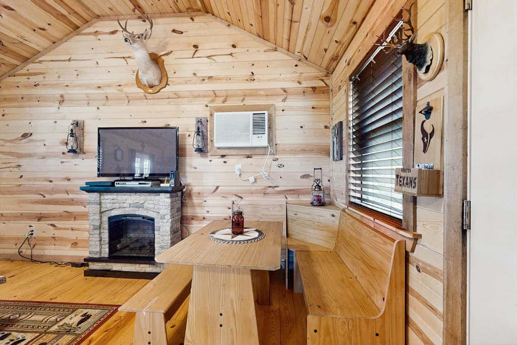 River's SkyView Lodge