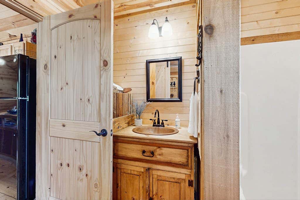 River's SkyView Lodge