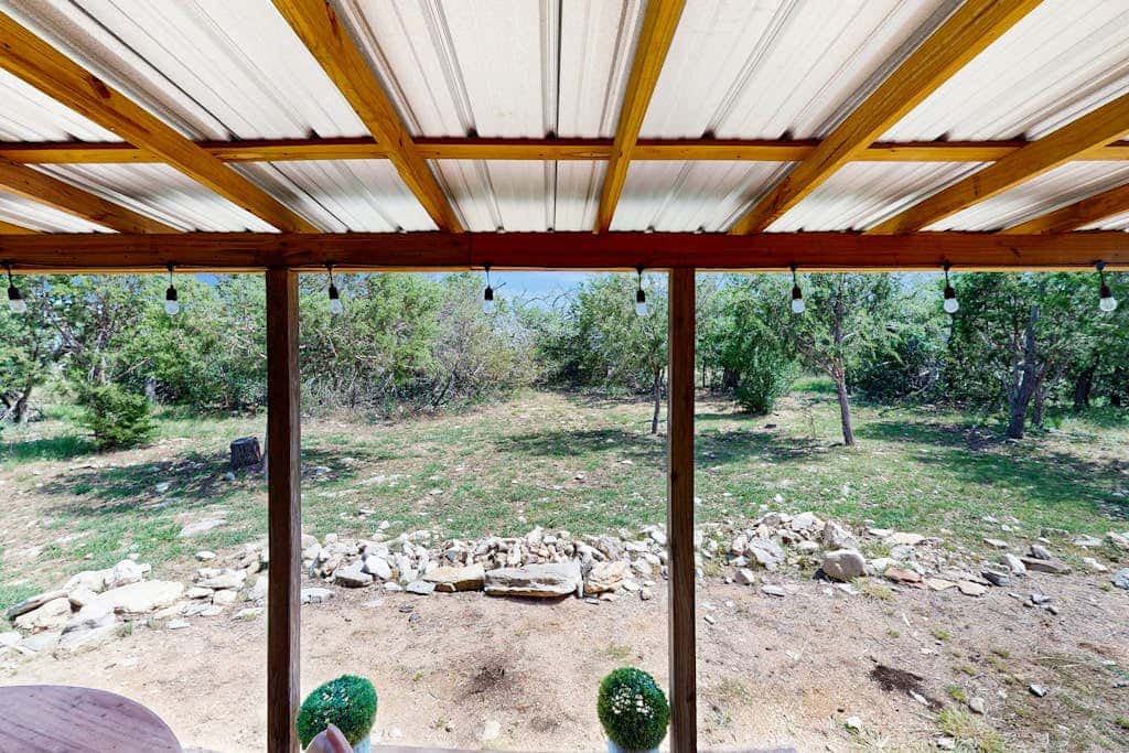 River's SkyView Lodge