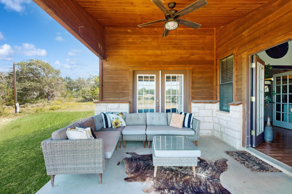 Headquarters Hideaway