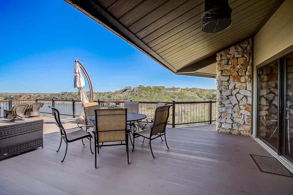Stone Lodge