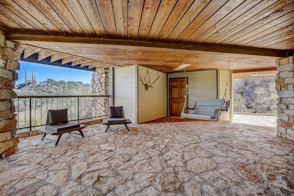 Stone Lodge