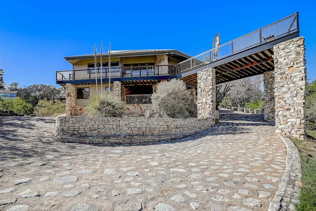 Stone Lodge