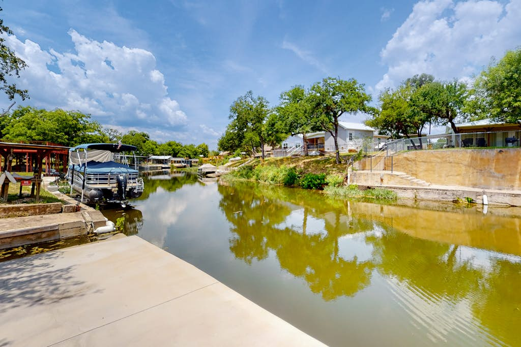 Woodland Hills Retreat