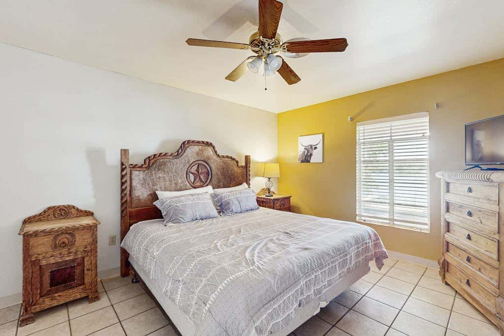 Sunny Days Lake Retreat - Main Home
