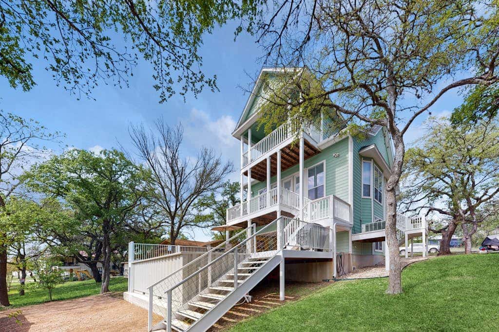 Treetop on LBJ