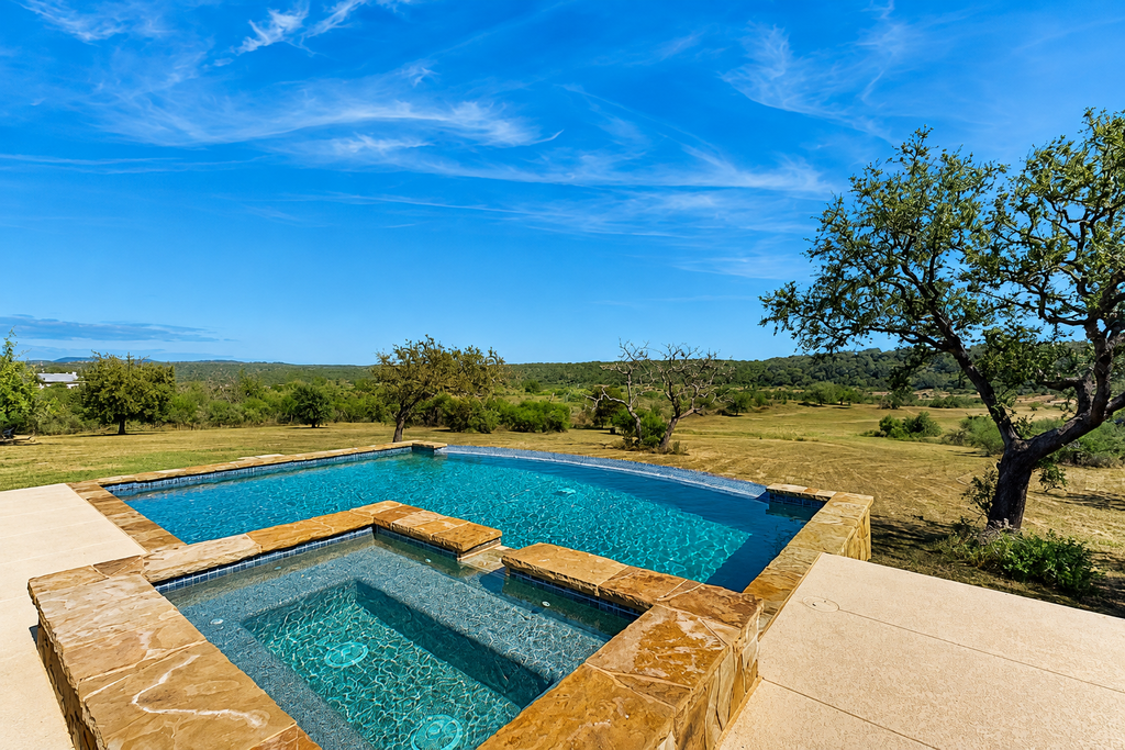 Spicewood Outback