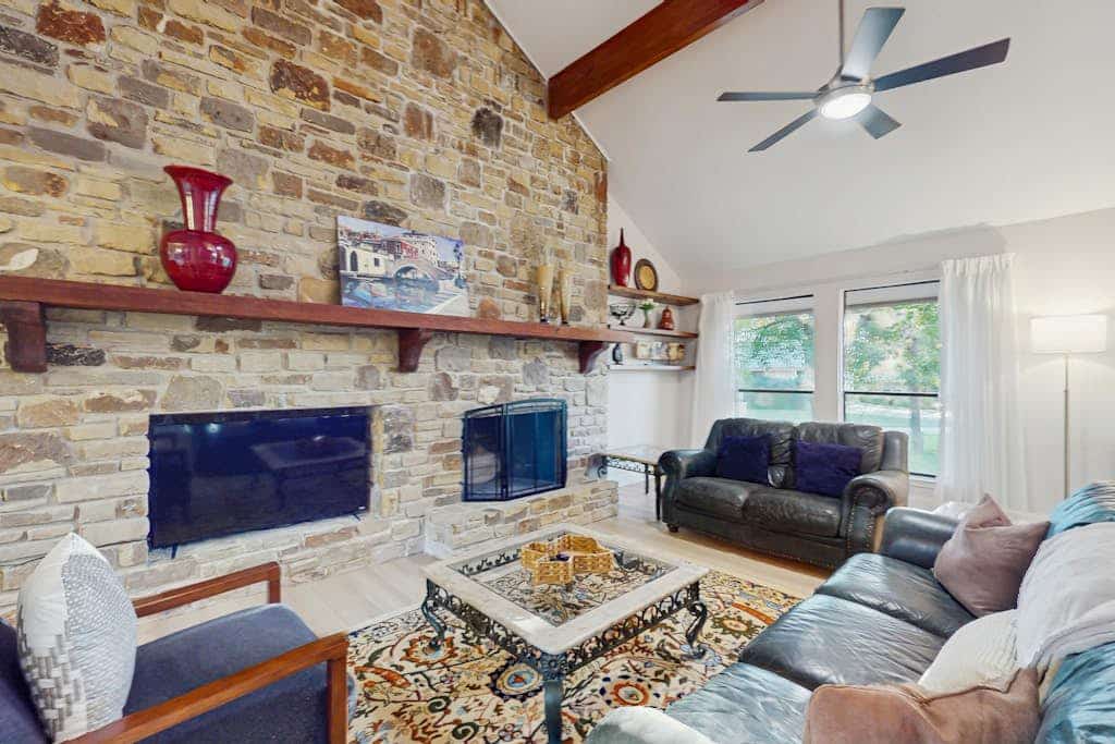 Spacious Horseshoe Bay Retreat | Golf Views + Game Room + Dog Friendly