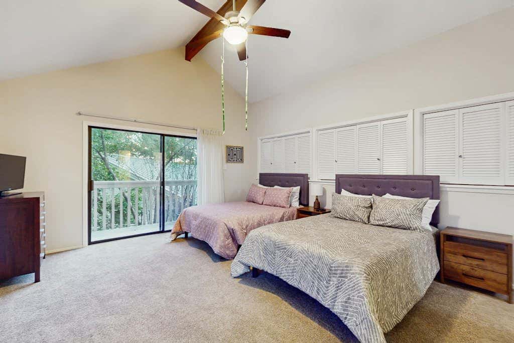 Horseshoe Bay Getaway