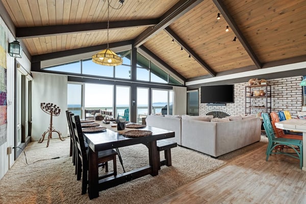 Beachfront home with amazing ocean views, a two-level deck, and bikes