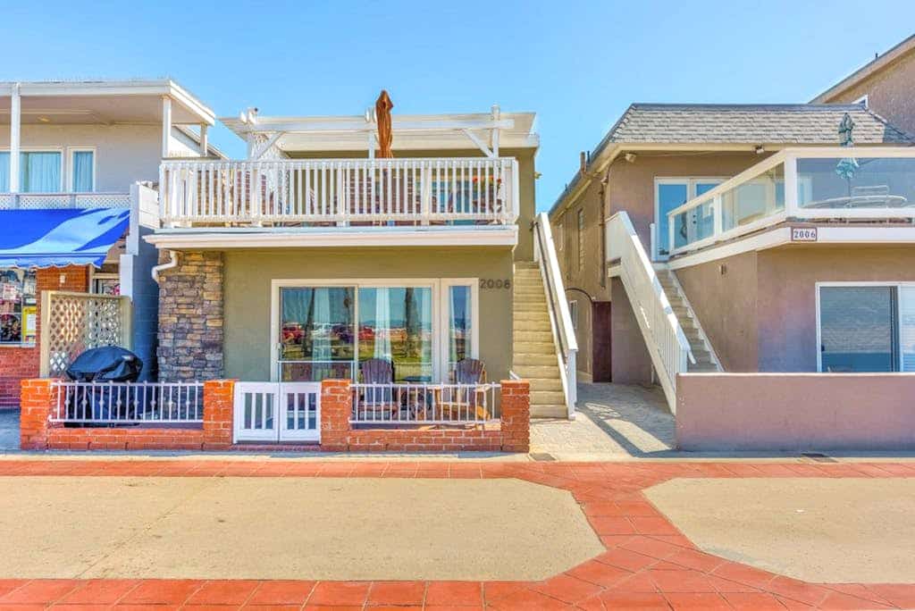Lovely home w/ beautiful beach views, free WiFi, & beach access
