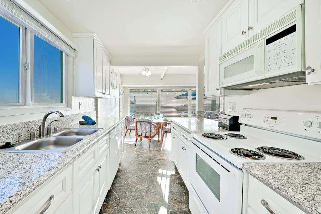 Seascape Compound