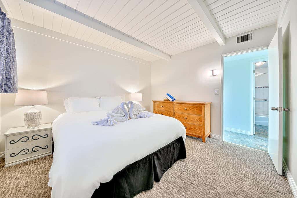 Seascape Compound