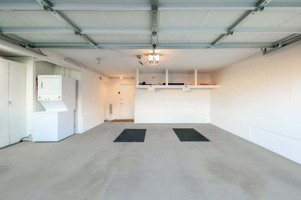 Seascape Compound