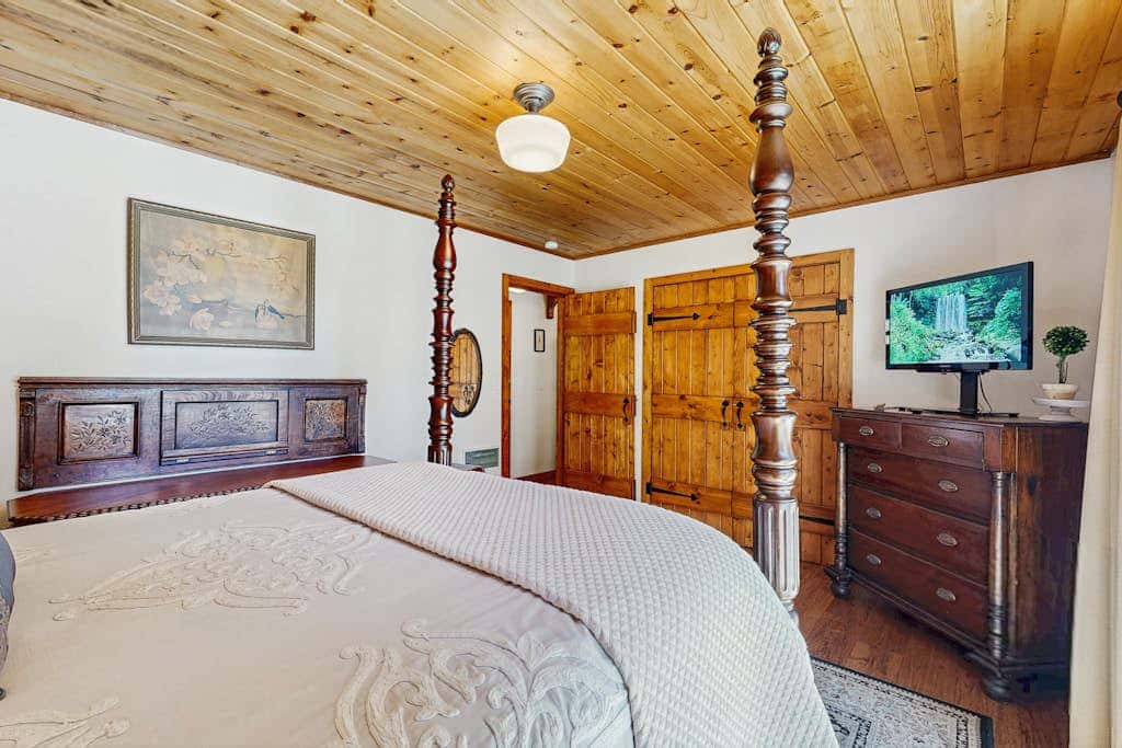 Treetop Cottage