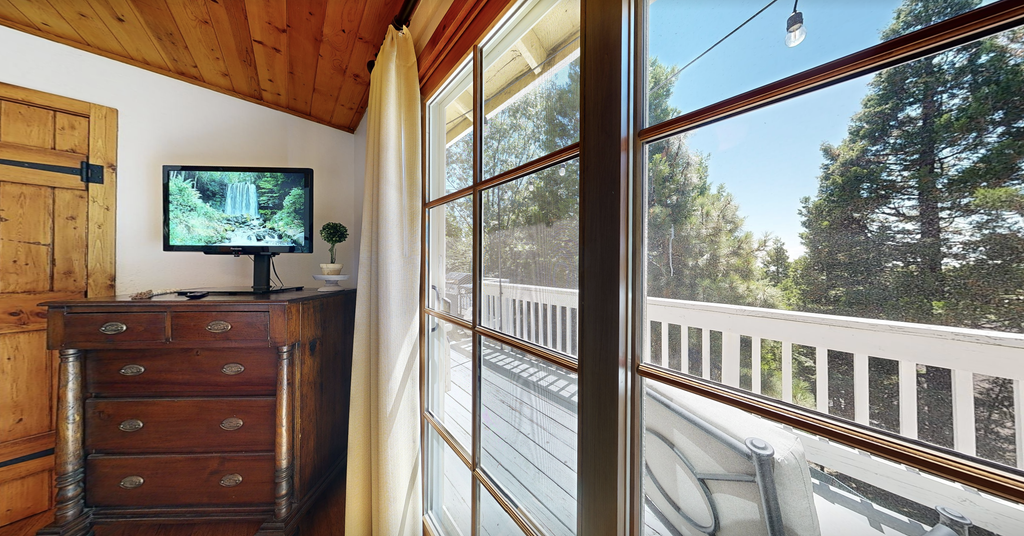 Treetop Cottage