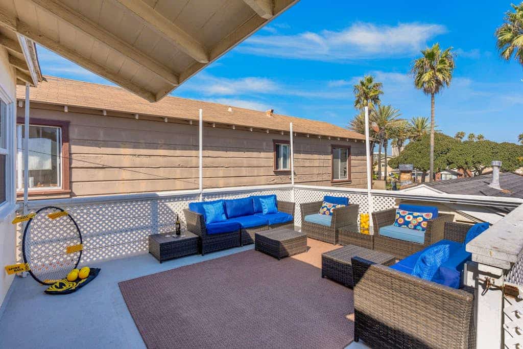 Beach Bungalow w/ Great Outdoor Living and Walk to SAND