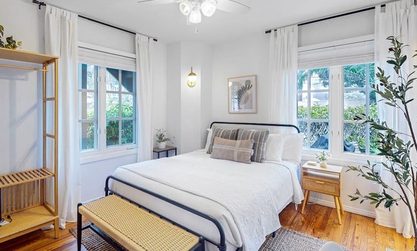 Charming 229-sq-ft studio near Stearns Wharf & 1 block to famed East Beach