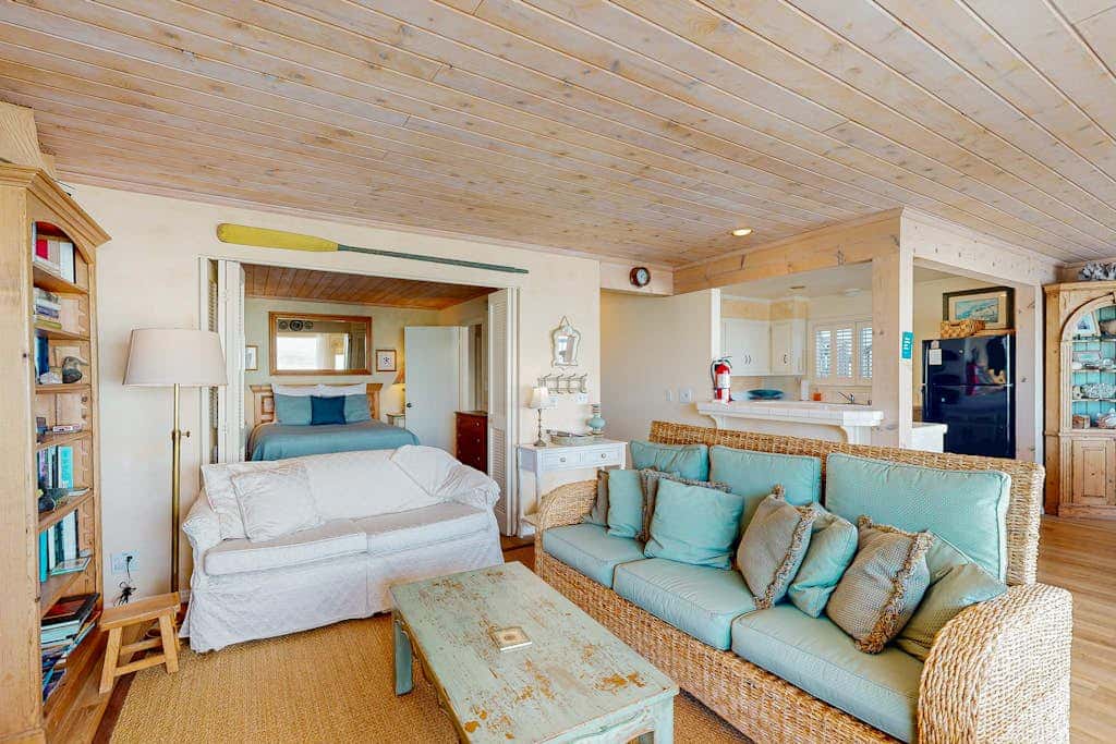 Oceanfront Delight