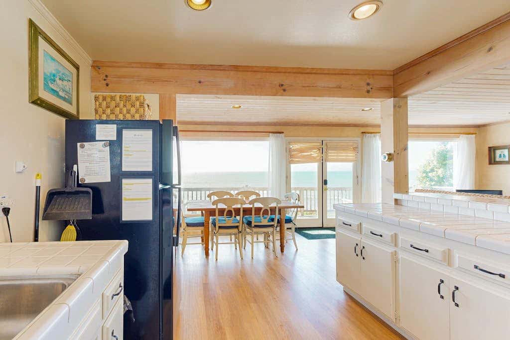 Oceanfront Delight