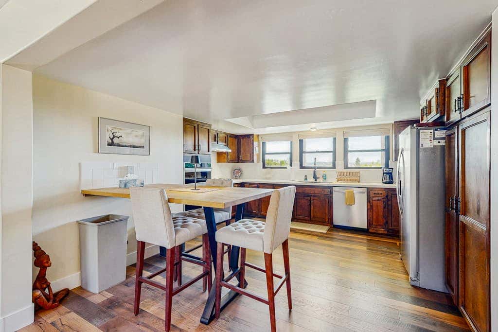 Templeton Top of the Hill View Home