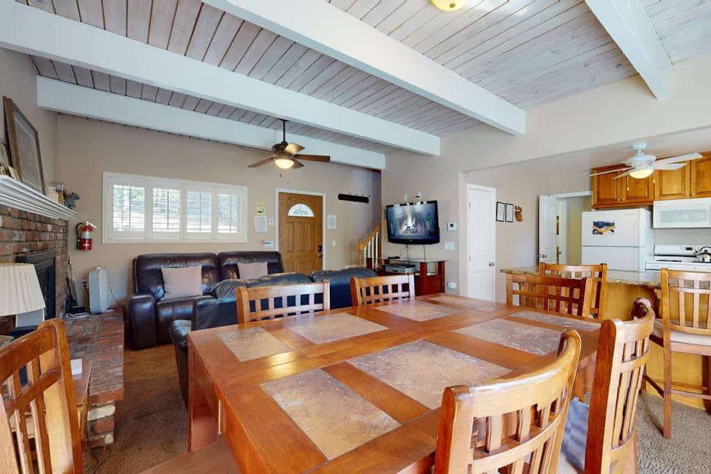 Dog-Friendly home near skiing & hiking trails with fireplace & views from deck