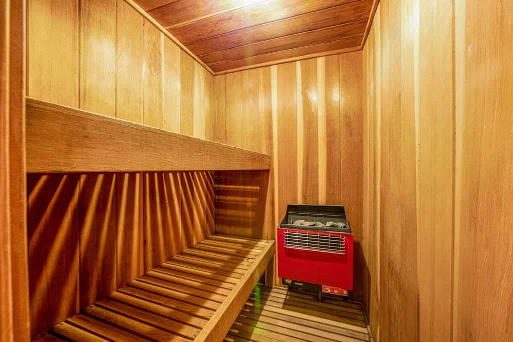 Modern alpine escape with two decks, grill, private sauna, fireplace