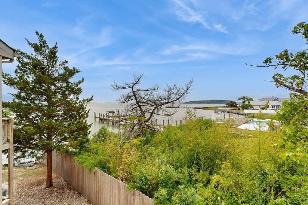 Baystrand II in Dewey Beach walk to beach