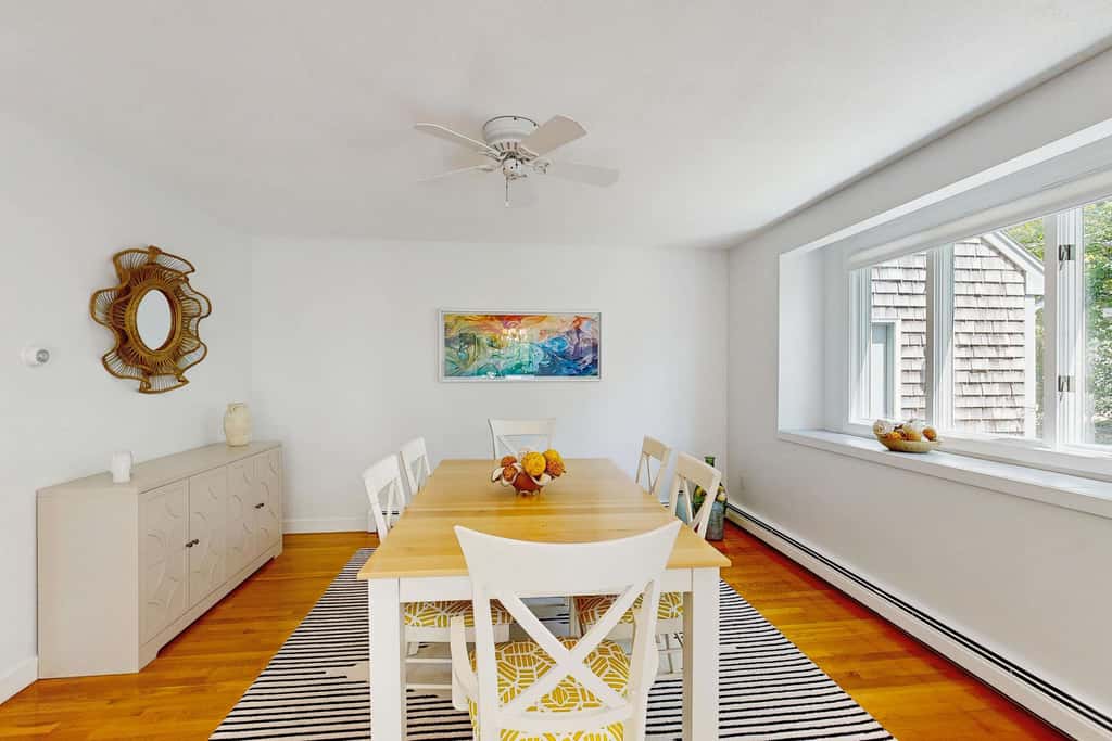 Bright Falmouth Home With Open Layout, AC & Deck