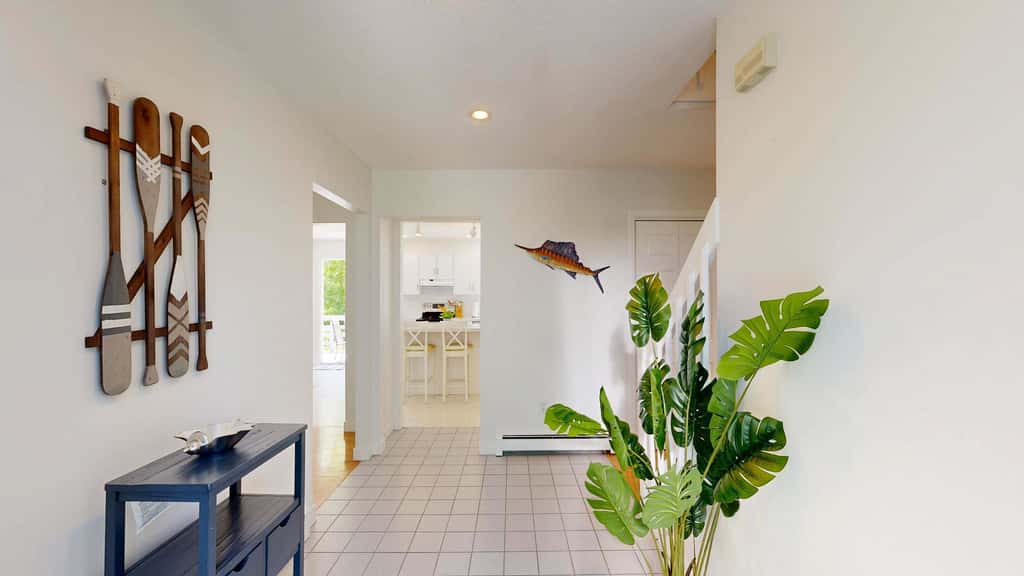 Bright Falmouth Home With Open Layout, AC & Deck