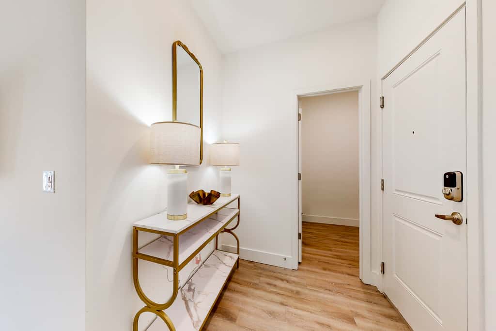 2 Mi to UF Campus! Dog-Friendly Condo w/ Pool